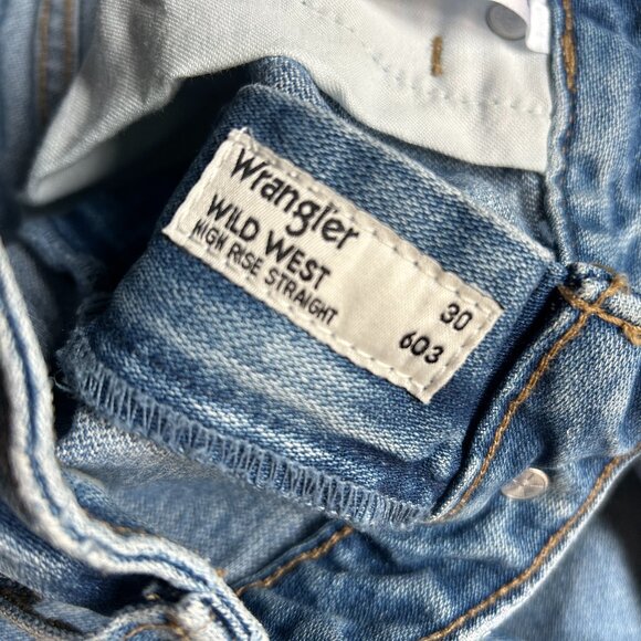 Wrangler Wild West 603 Destructed Straight-leg Jeans (30W x 28L) - Picture 14 of 15